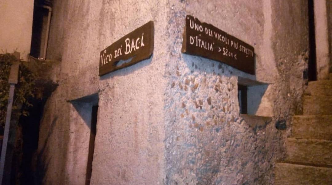 Monolocale Nel Centro Storico Bed & Breakfast Aieta Dış mekan fotoğraf