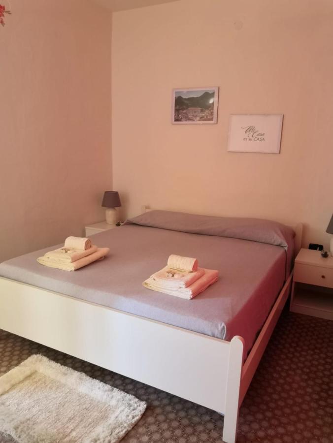 Monolocale Nel Centro Storico Bed & Breakfast Aieta Oda fotoğraf